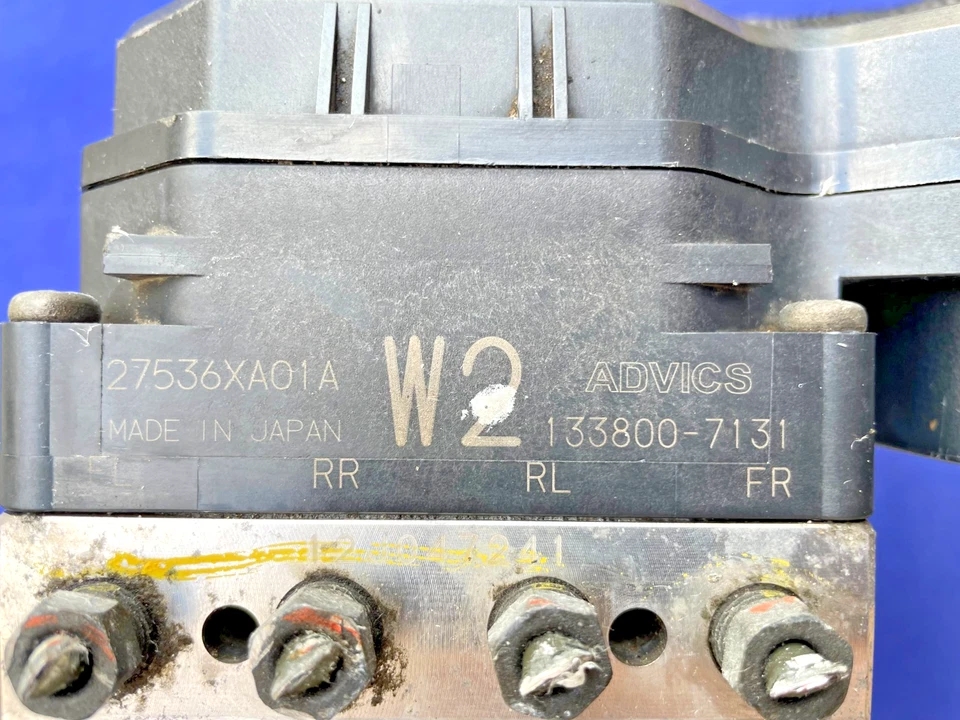 Subaru Tribeca 2008 sistema antifrenos unidad de módulo de control ABS 133800-7131 fabricante de equipos originales Foto 4 de 4