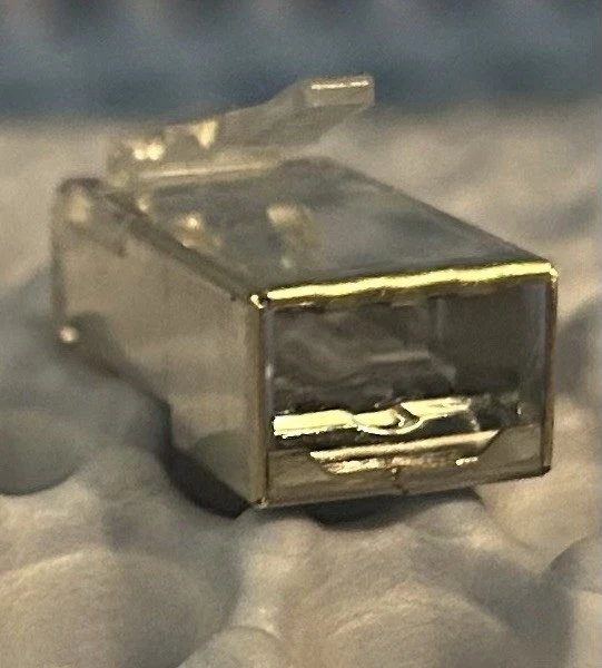 Platinum Tools 300668SEZ EZ-RJ45 Shielded Cat6 Plug - 100 Pack - Image 4 of 4