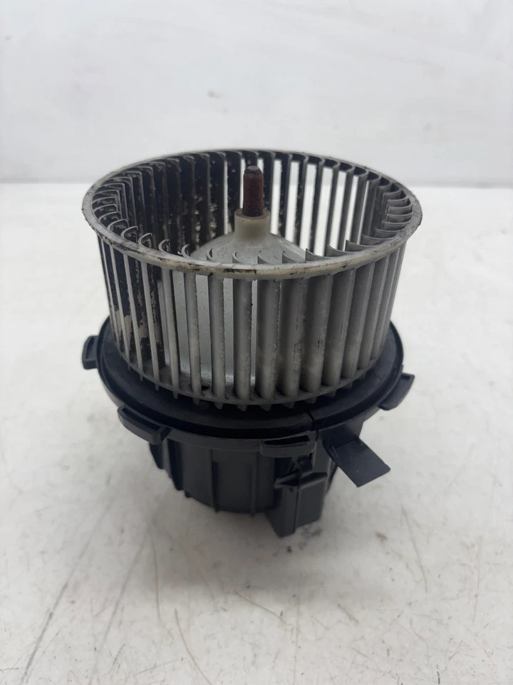 Audi A5 Sportback MK1 FL (2011-2016) Heater Blower Motor Fan 8T2820021 - Image 3 of 4