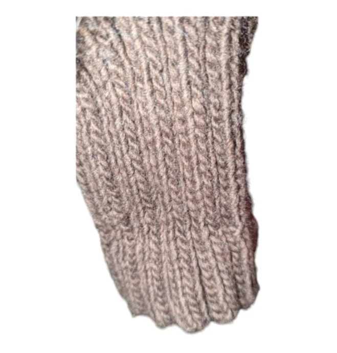 Gorgeous Rare Authentic Vintage Douglas Furs  Wool/Fur/Knit Women's Cardigan - Image 4 of 4