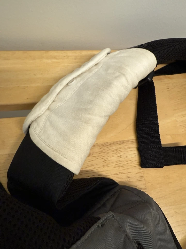 Portabebés Ergobaby Performance negro carbón gris infantil activo WLP21 Foto 4 de 4