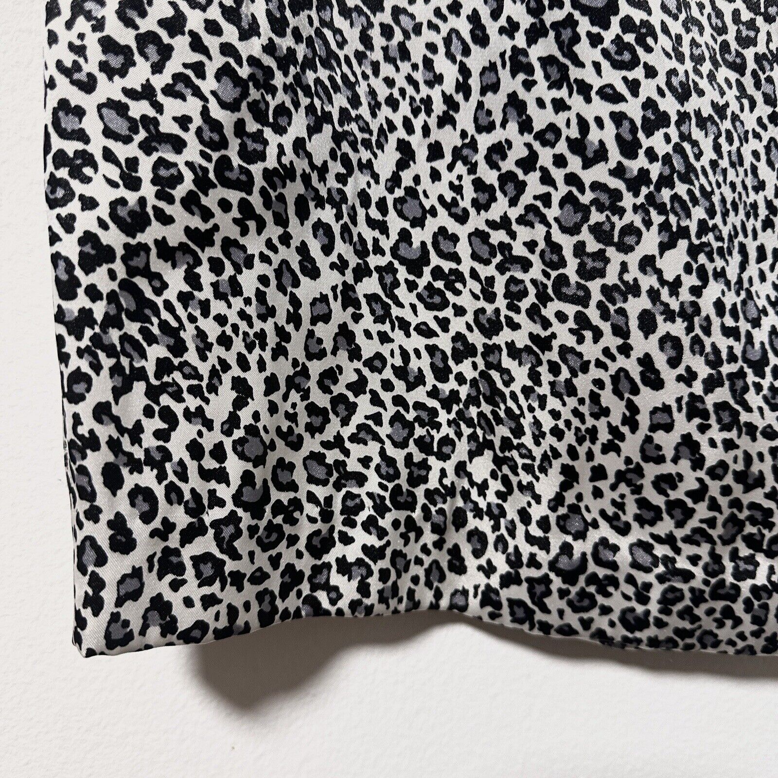 Vintage Miss Dorby White Leopard Print Satin Mini… - image 4