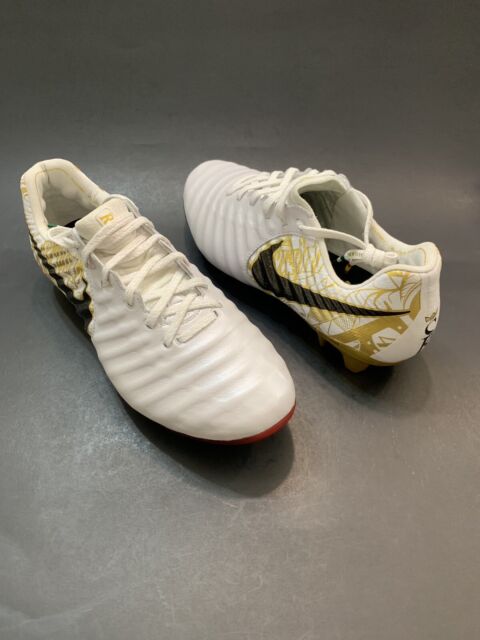 sergio ramos tiempo cleats