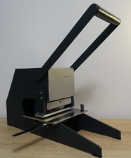 Perfoset II Entwertungsstanze  Pernuma Entwerter Stempel Stanze Prägegerät Gerät