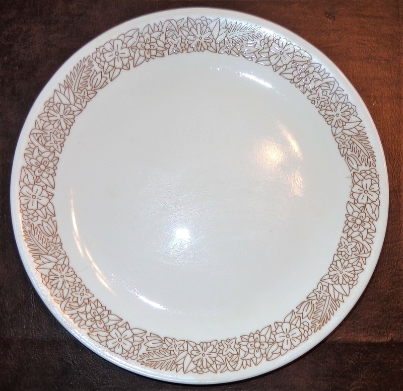 1 htf Corelle Corning Ware WOODLAND BROWN Dinner Plate Flowers on Rim 10-1/4"