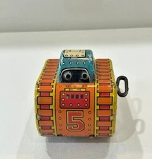 2618 - Vintage 4" Marx Tin Wind Up #5 Flip Over Tank! Beautiful Colors!