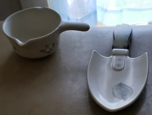 Vintage Pfaltzgraff Spoon Rest And Sauce Pan /potpourri Combo