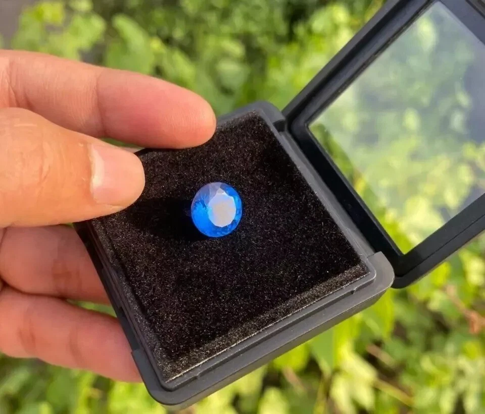 Namibia Jeremejevite Round Cut Natural Blue 7-9 Ct Loose EGL Certified Gemstone - Image 2 of 4