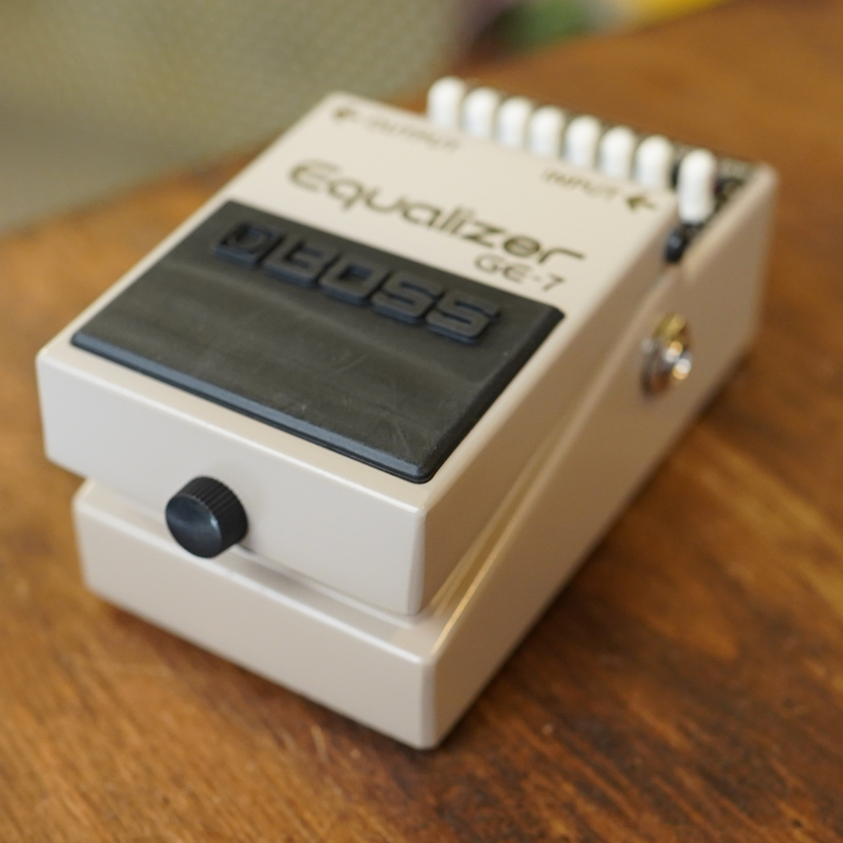 BOSS GE-7 Graphic Equalizer 7-band EQ 100Hz-6.4KHz Guitar Effect BOSS GE-7 Graphic Equalizer 7-band EQ 100Hz-6.4KHz Guitar Effect