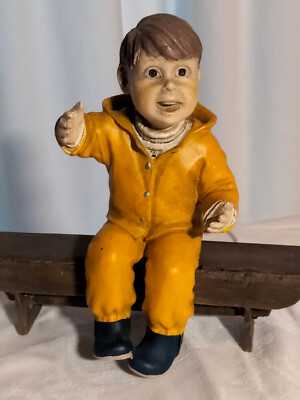 Candy Design Carl Larsson Figur - '' Junge im Regenanzug''