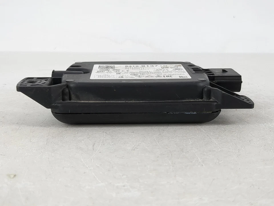 OEM 2018-2022 GMC TERRAIN CHEVY EQUINOX LEFT FRONT RADAR BLIND SPOT 84129137 - Image 3 of 4