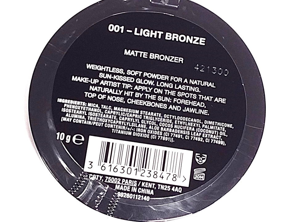 Three x Max Factor x Facefinity Matte Bronzer Powder 001 Light Bronze - Image 3 of 4