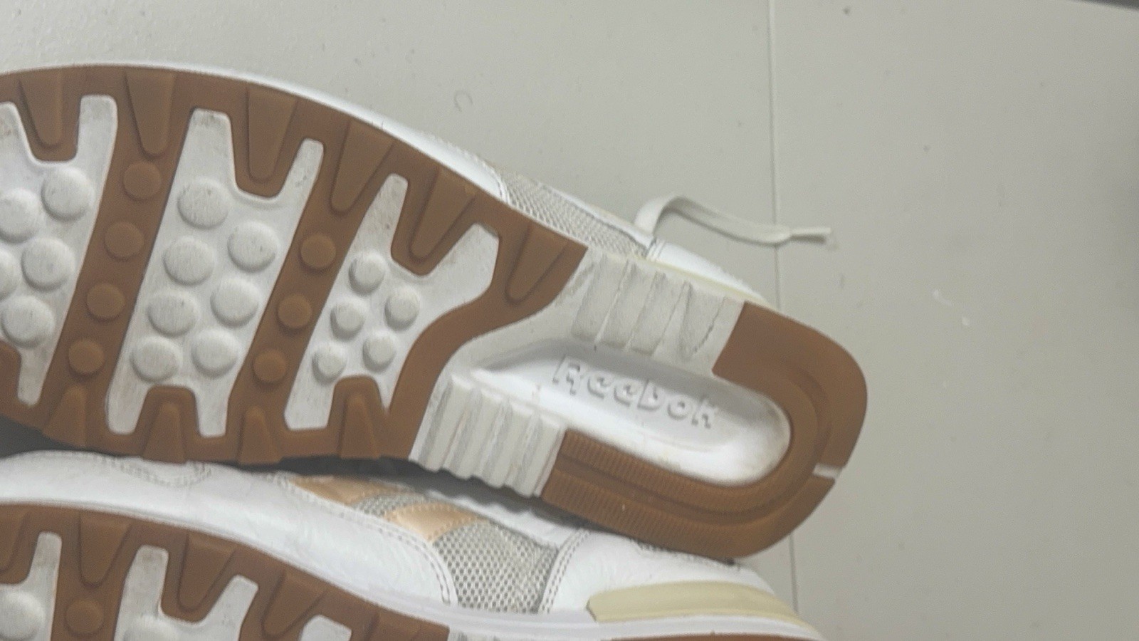 4 Pair Sneaker Bundle Beater Box Multiple Sizes - image 7