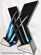 STOCK Wolverine's Claws Replica Steel Claws Wearable With Lightable Support Gift