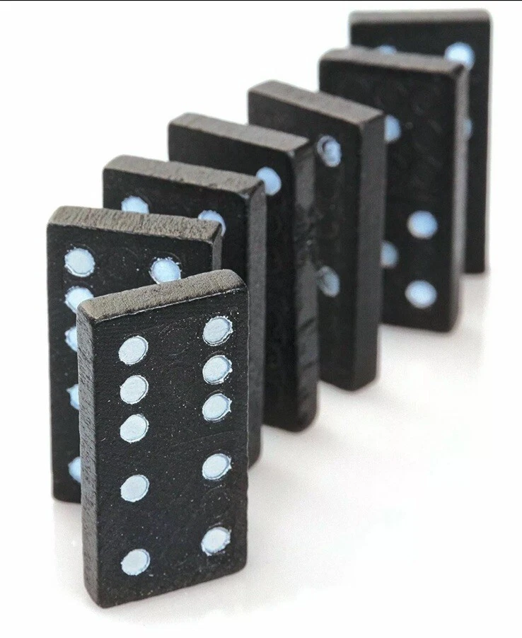 NEW - 28 Pieces Dominoes Set in a Wooden Box Domino Traditional Educational Game - Image 2 of 4