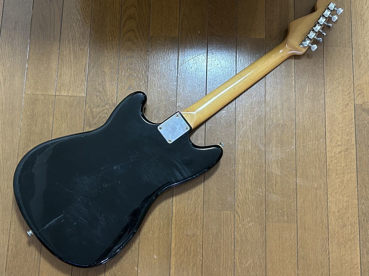 Electric Guitar Fender Duo-Sonic Reissue 1995 Made in Mexico Electric Guitar Fender Duo-Sonic Reissue 1995 Made in Mexico