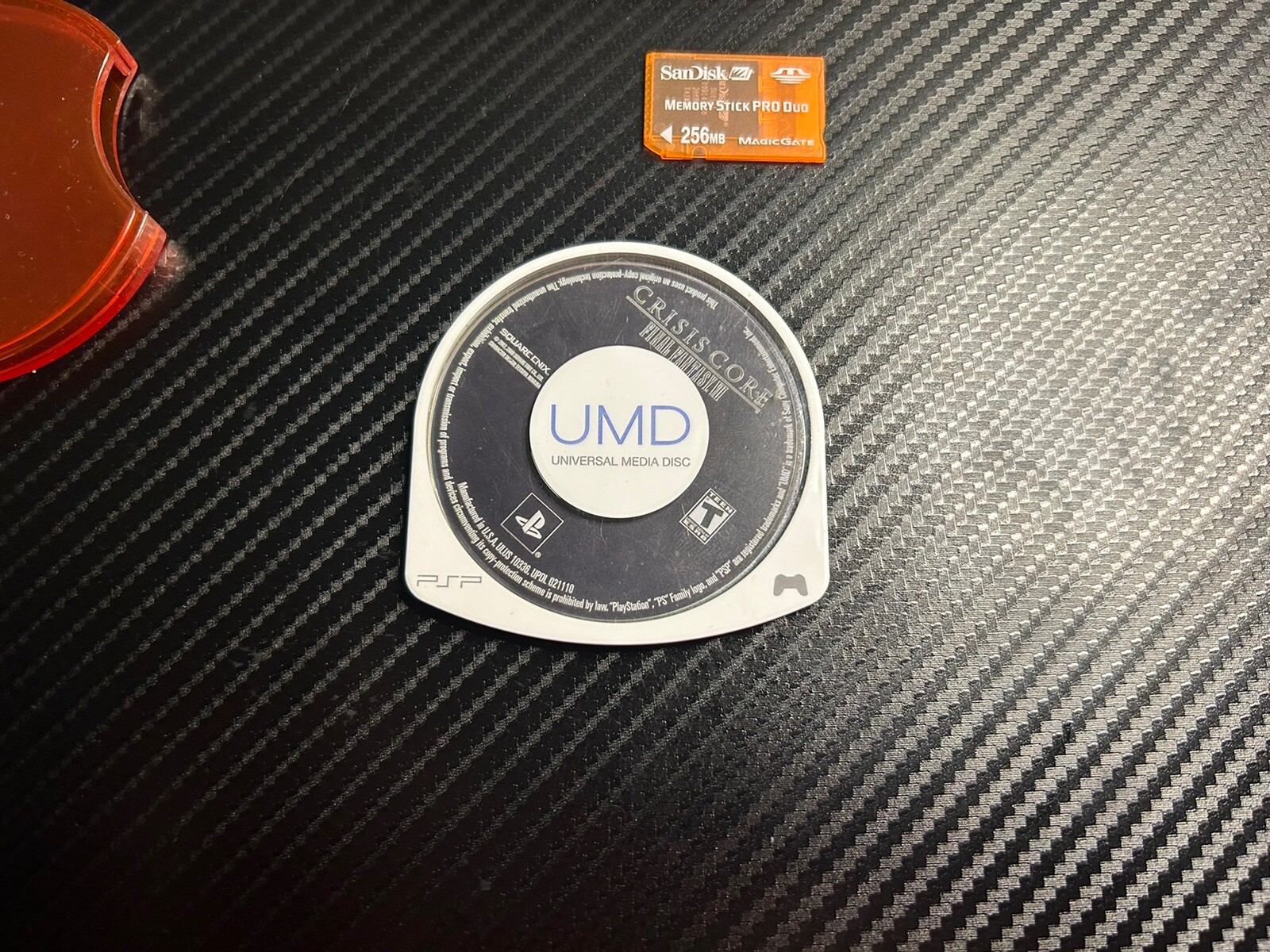 Sony PSP1000 1001 Handheld Console (Black) w AC DC Charger Crisis Core