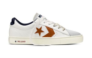 converse vulc ox white mouse