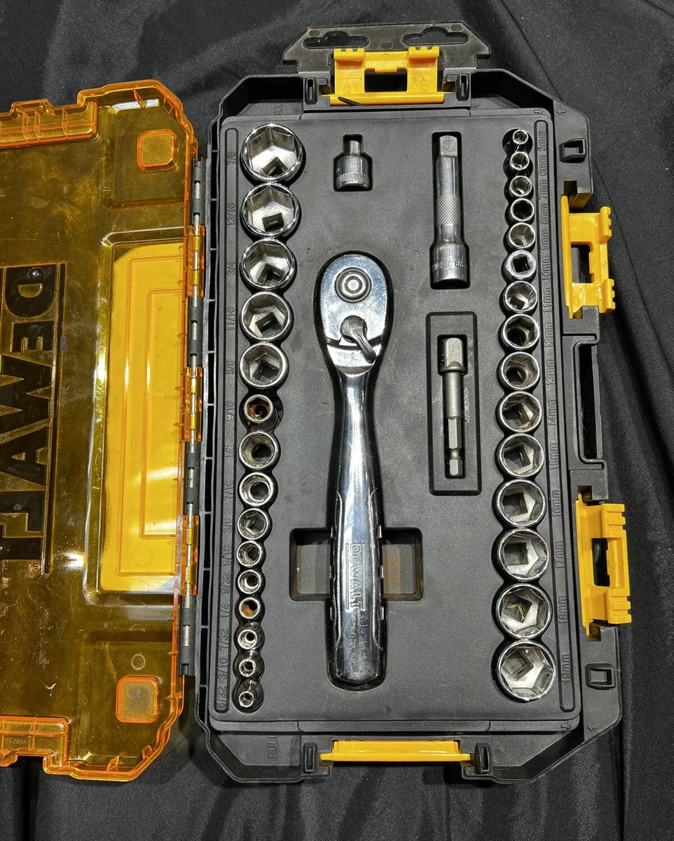 1 4 In. And 3 8 In. Drive Socket Set 34 piece Dewalt Piece Case Carrying