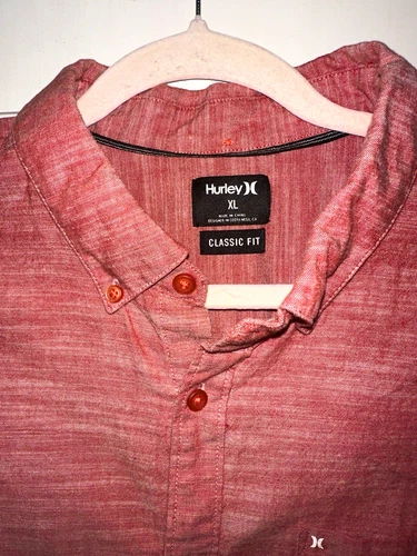 Hurley Mens XL Red Heather Short Sleeve Button Down Shirt Classic Fit NWOT video thumbnail