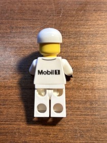 Lego McLaren Mercedes Pit Crew Member 75911 (Female )Speed Champions Minifigure