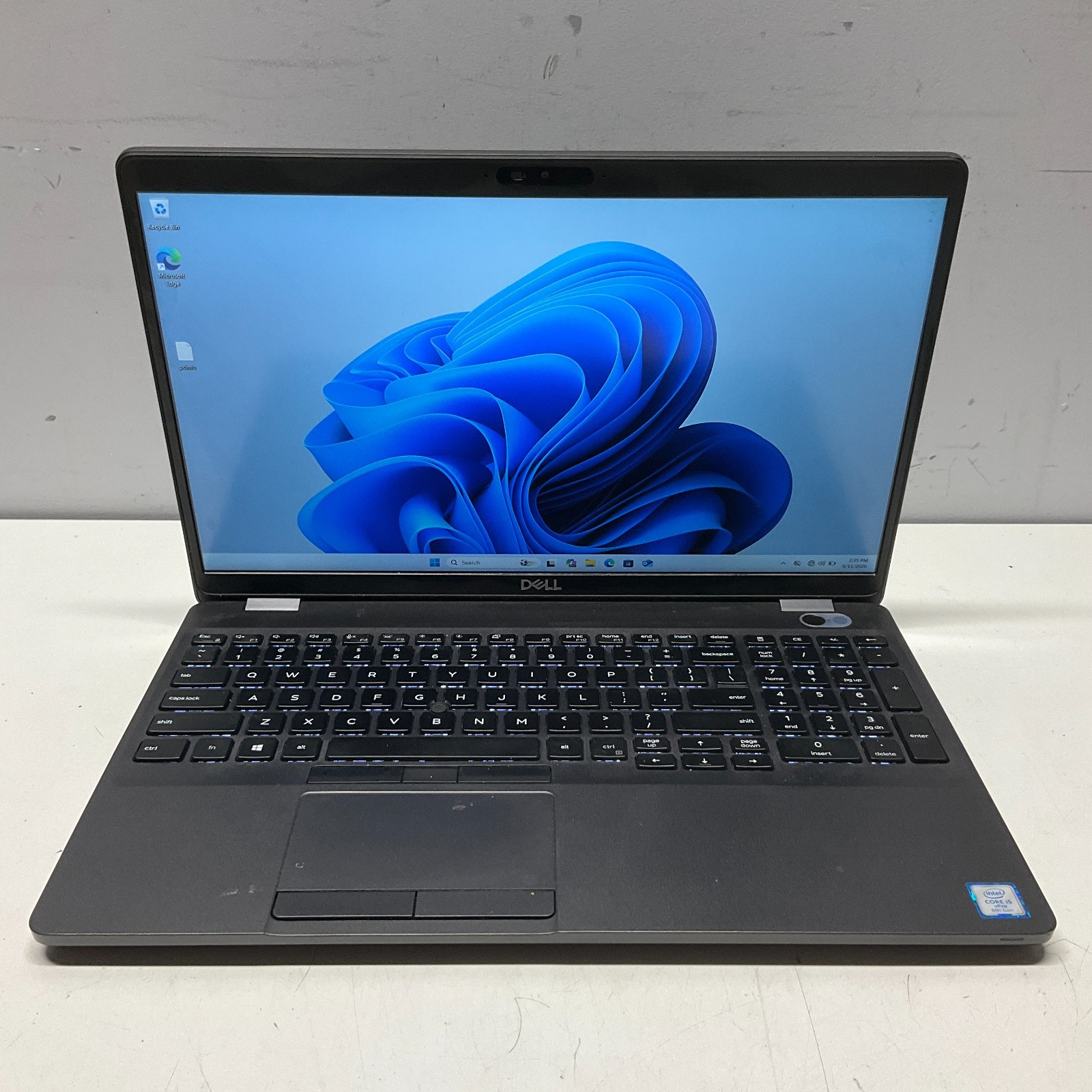 dell latitude 5500, 15.6-Inch Laptop, with Intel Core i5-8265U, 128 GB SSD (Solid State Drive), Windows 11 Pro