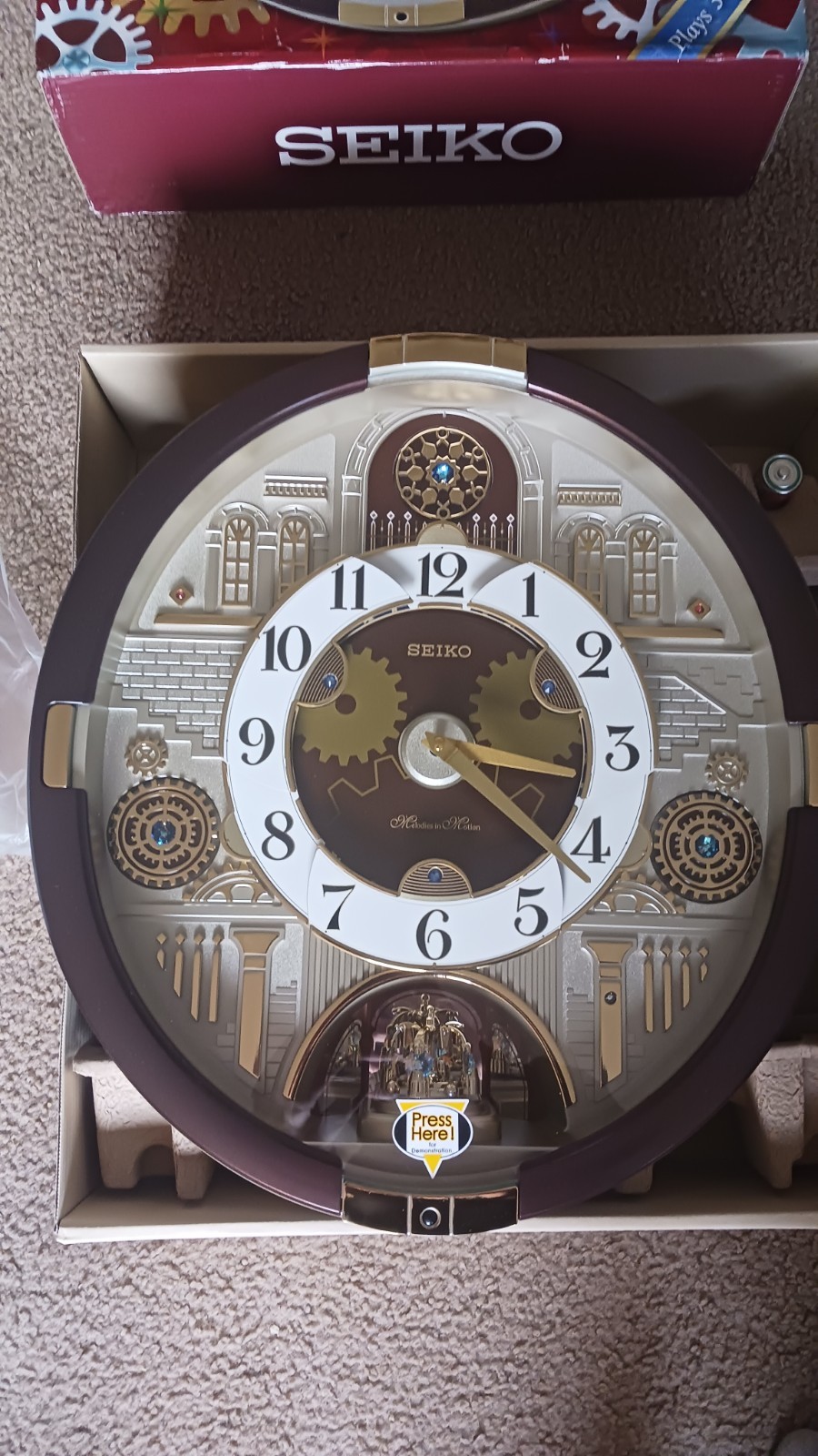 NEW SEIKO MELODIES IN MOTION CLOCK WITH 12 SWAROVSKI CRYSTAL