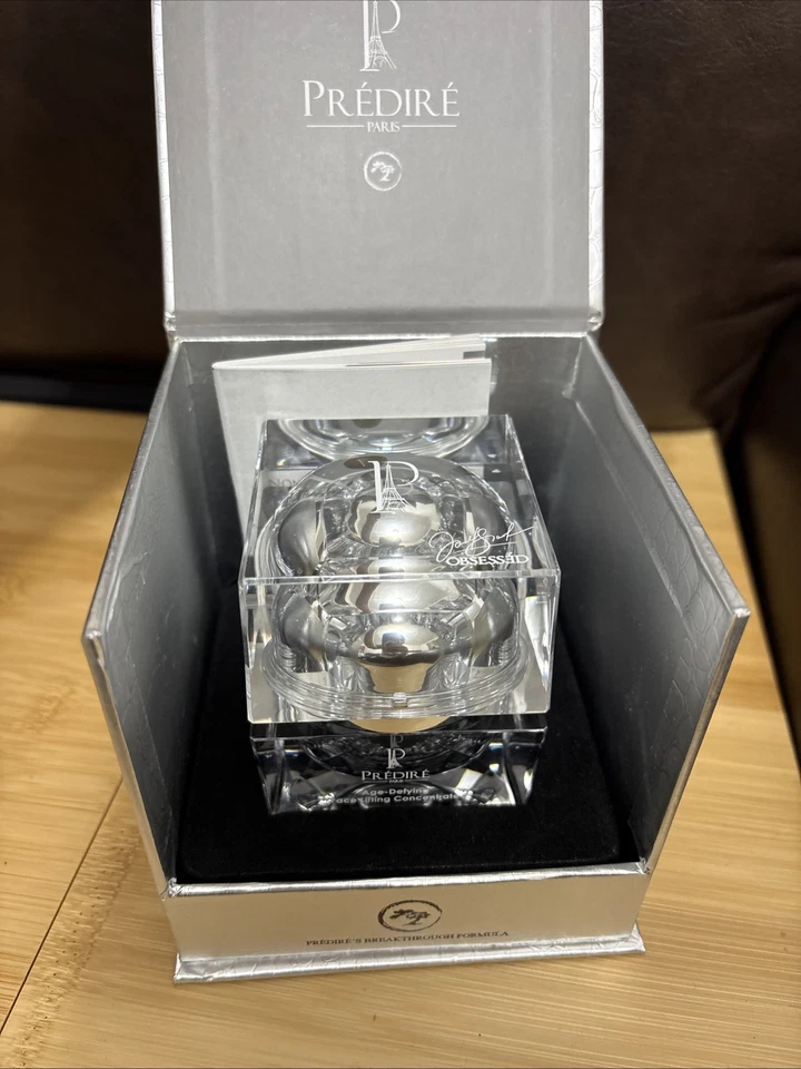 Concentrado de estiramiento facial antiedad Predire Paris 50 ml/1,7 fl oz Foto 2 de 4