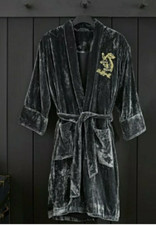 Pottery Barn Teen Harry Potter  Hufflepuff House Velvet Robe Gray Small/Med NEW