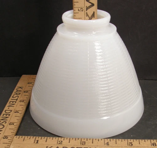 VINTAGE OPAL MILK GLASS LAMP SHADE DIFFUSER 6" DIAM 2 1/4" FIT 5" HI BASKETWEAVE