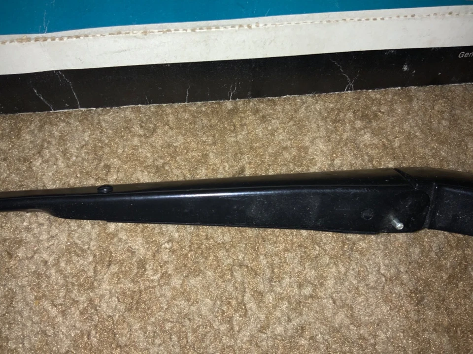 Brazo limpiaparabrisas delantero derecho NOS GM 20634664 Century Celebrity 6000 Cutlass Foto 3 de 4