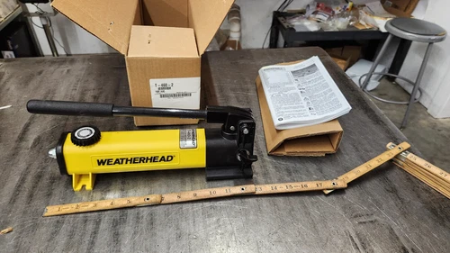 WEATHERHEAD T-460-2 Hydraulic Hand Pump 10K-PSI Crimp Preset Tools. NEW