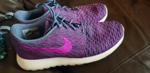 ladies flyknit trainers