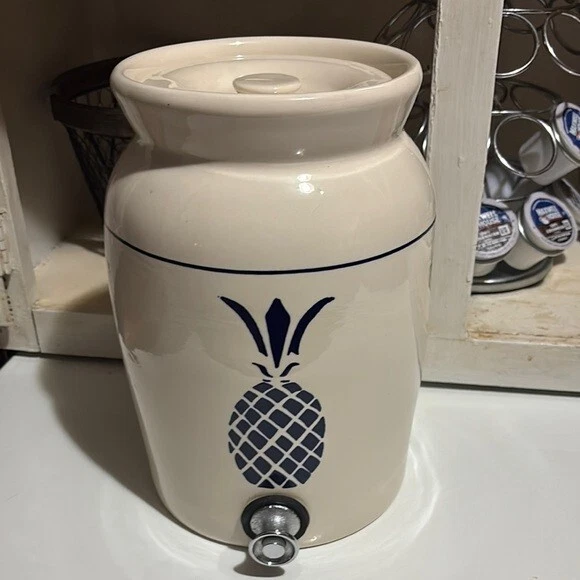 Vintage Pineapple motif Beverage Dispenser - cooler - pitcher - crock