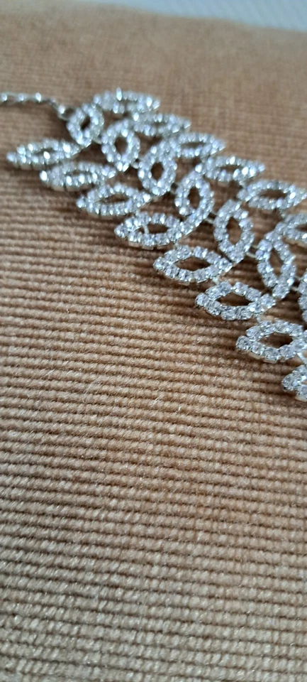 Senso di Donna, Modeschmuck ein Florale Armband in Diamant 💎 Look - Bild 2 von 4