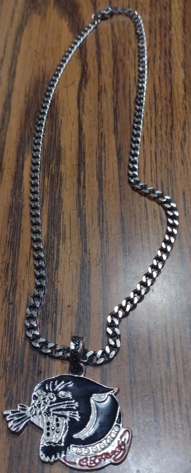 Ed Hardy Panther 头饰项链弯古巴链银色设计师 — 第 2/4 张图片