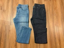 Men’s Straight Fit Denim Jeans, Size 30/30, New, Lot Of 2, Tapered