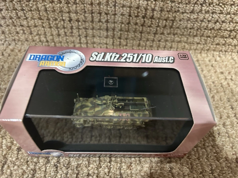 Dragon Armor 1:72 Sd. Kfz.251/10 Ausf C Hanomag, 1943, No. 60338 - Image 2 of 4