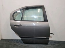 porte arrière droite nissan PRIMERA Hatchback (P11) 821002J036 185353