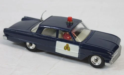 Vtg Dinky Toys Car Police Ford Fairlane England Meccano Policemen Inside Estate
