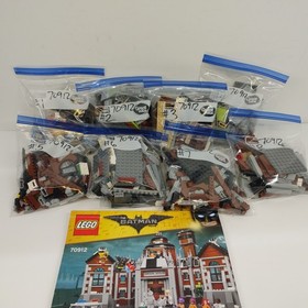 Lego 70912 Arkham Asylum Batman Movie 100% Complete Instructions Box