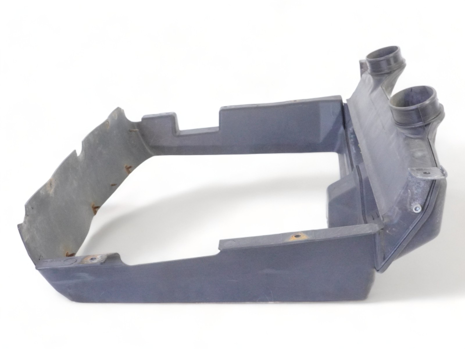 2004 - 2008 Maserati Quattroporte 4.2L Shroud Cover Panel Trim Radiator OEM