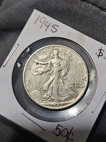 VF/XF 1945 P LIBERTY WALKING SILVER HALF DOLLAR COIN