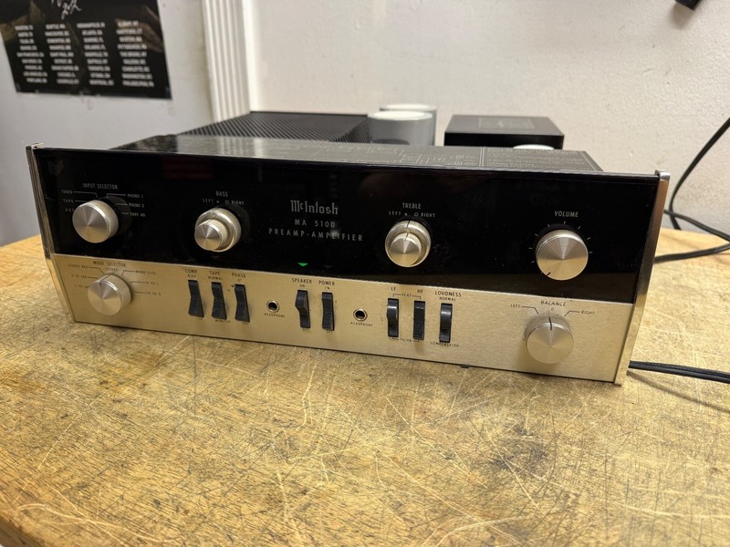 McIntosh MA5100 Stereo Integrated Amplifier