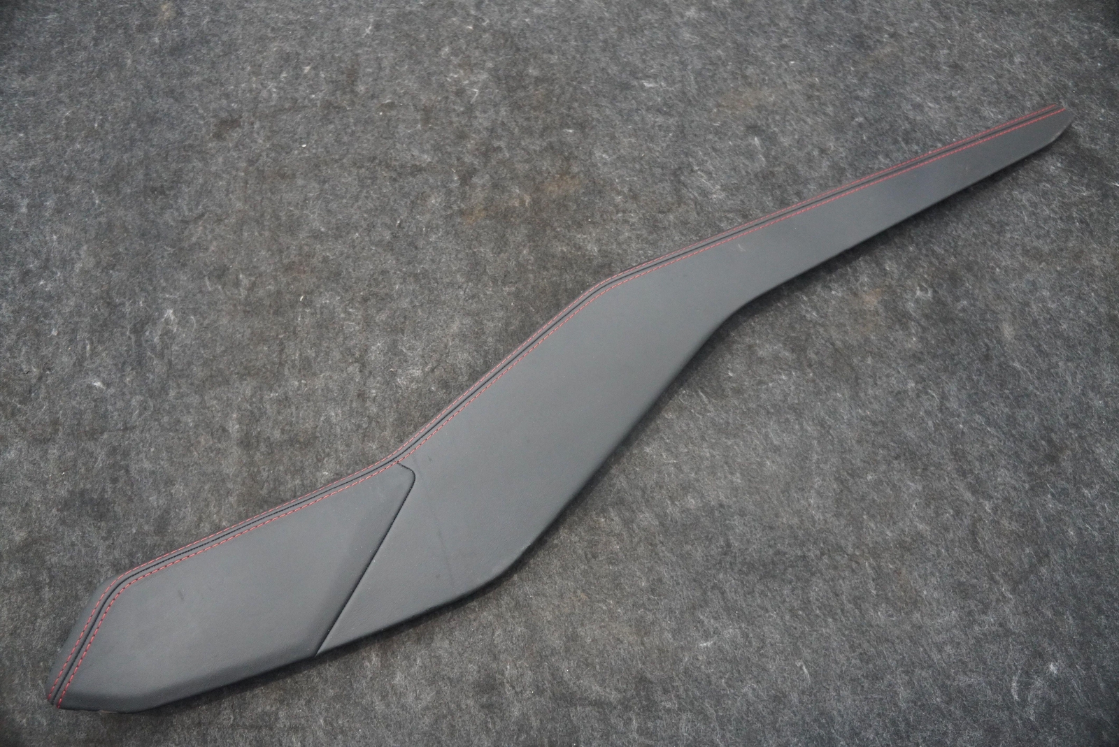 Center Console Left Side Upper Cover Trim Panel 4ML857717 Lamborghini Urus 2019