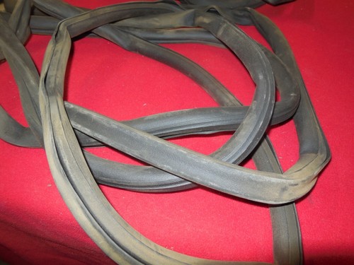 NOS 1967 - 72 Chevrolet C10 C20 K10 K20 K30 Sub door opening weather strips CST - Bild 3 von 8
