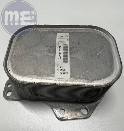 VW Golf Passat Beetle Caddy 2,0 TDI Ölkühler Öl Kühler 03N117021
