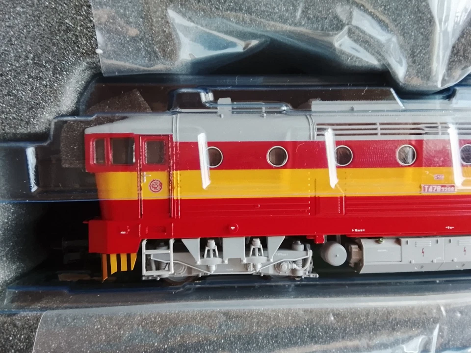 ROCO 70024 H0 🍓NEU🔊 SOUND🔊 CSD BR T478 DCC Ep.4 Taucherbrille Neu OVP CD ZSSK - Bild 3 von 4