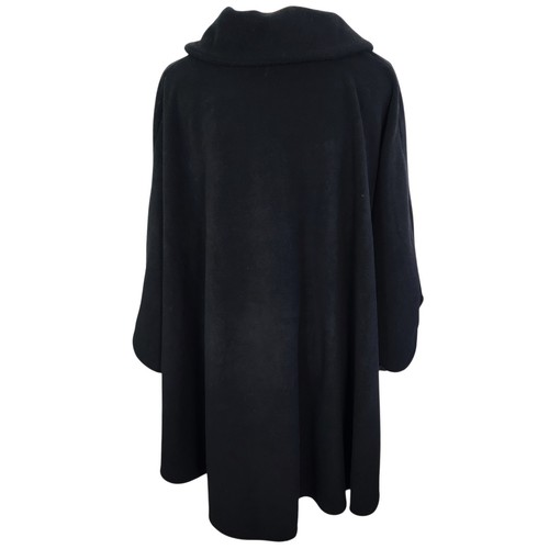 Poncho scialle in pile nero mantello taglia unica tasche Le Moda - Foto 3 di 11