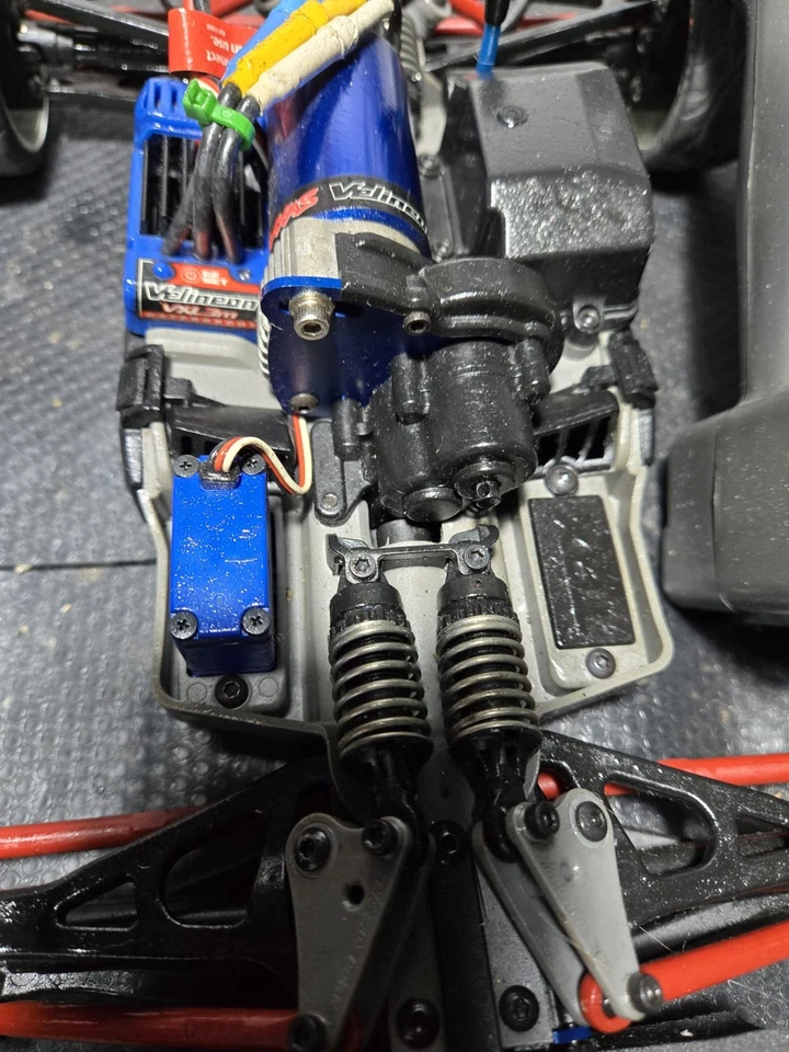 Traxxas Erevo 1/16 come in foto - Immagine 4 di 4